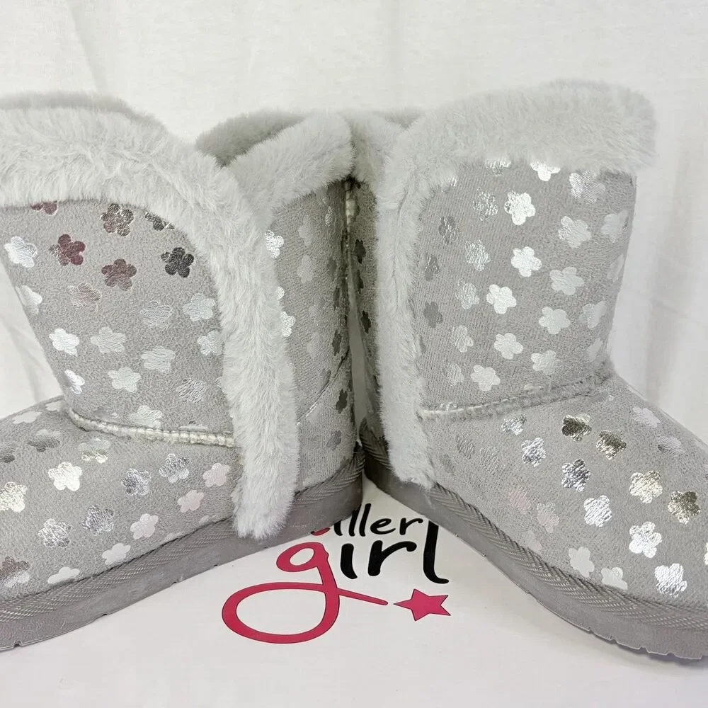 Olivia Miller Girls' Slipper Winter Boots Silver Stars, Faux Fur Gray Size 2